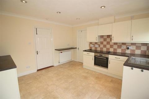 112 Callington Road, Saltash, PL12 6EA