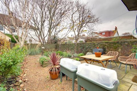 5 bedroom terraced house for sale, 135 Brighton Road, Worthing BN11