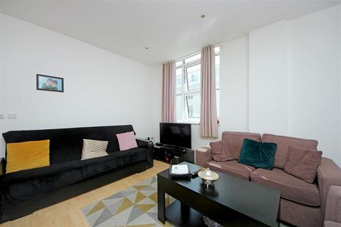 2 bedroom apartment for sale - Bromyard House W3
