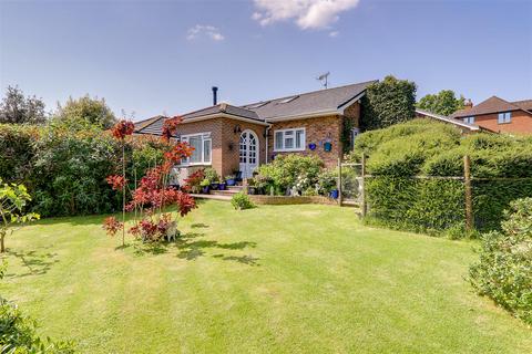 3 bedroom detached bungalow for sale, Woodland Avenue, Worthing BN13
