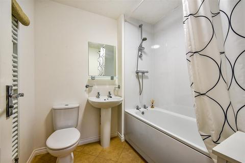 29 Barley Road, Andover, SP11 6GB