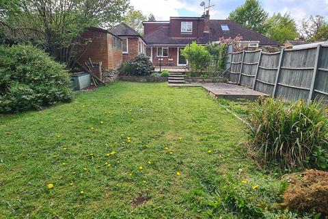 29 Hammer Lane, Haslemere, GU27 3QT