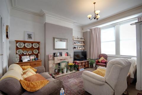 2 bedroom flat for sale - 137 Brighton Road, Worthing BN11