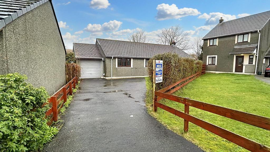 Crundale, Haverfordwest 3 bed detached bungalow for sale £280,000