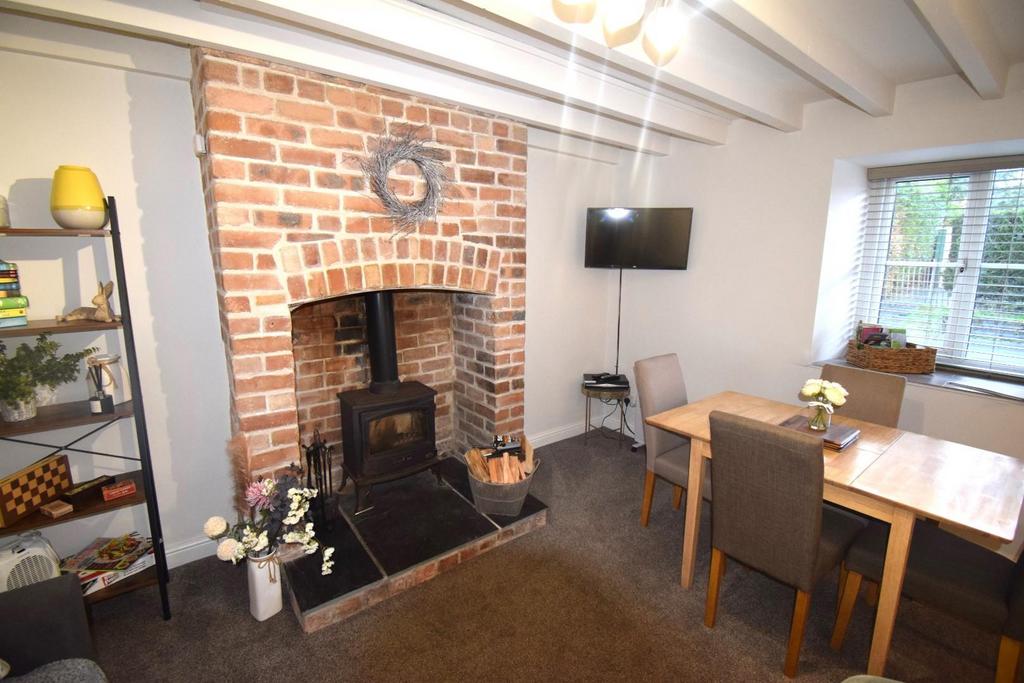 1 Pen y Banc, Llanuwchllyn, Bala 2 bed semidetached house for sale £