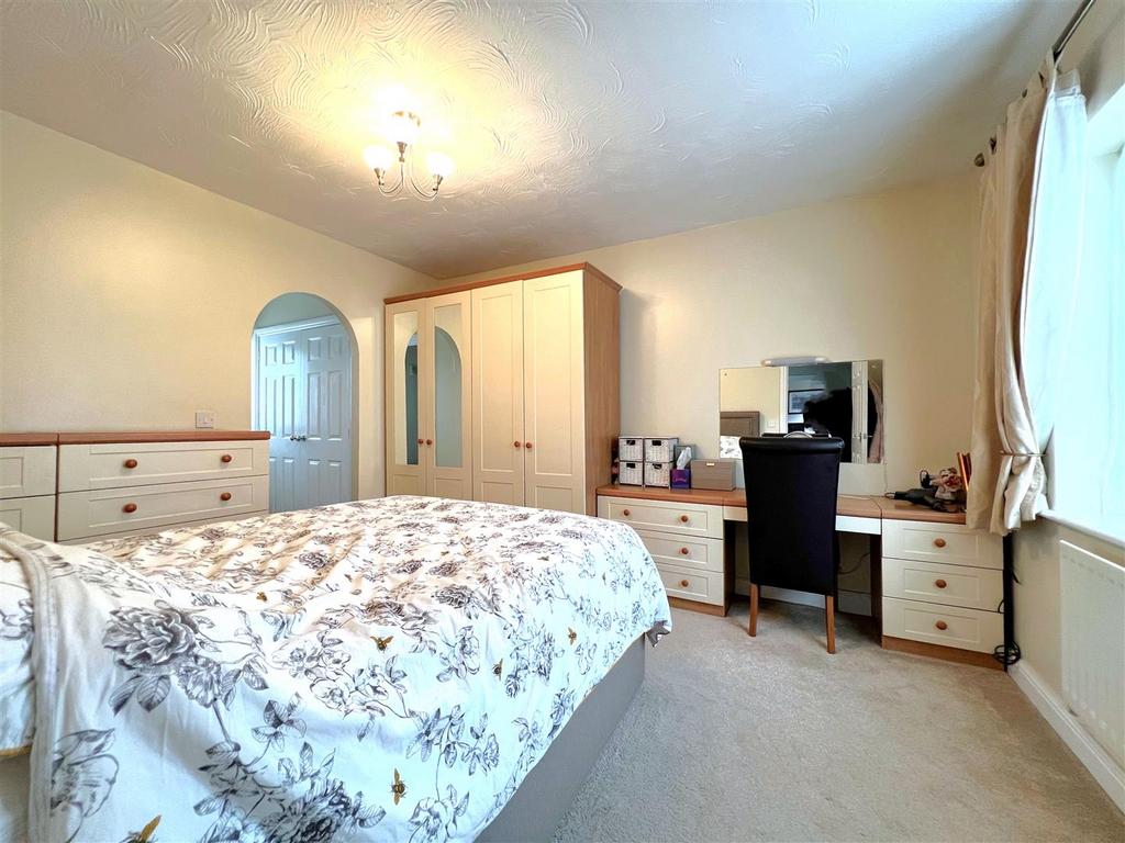 Bedroom 1,.jpg