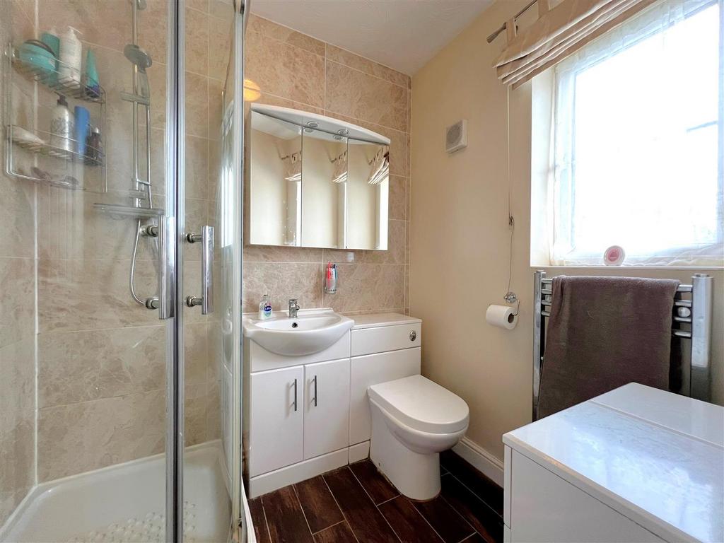 Ensuite.jpg