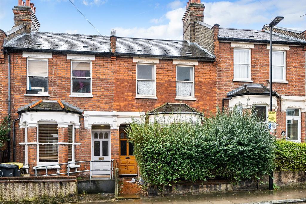 Sperling Road, London N17 3 bed terraced house for sale £600,000