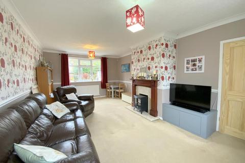 3 bedroom semi-detached house for sale, Beverley Crescent, Grimsby