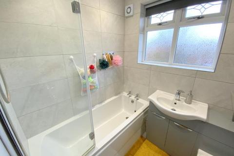 50 Beverley Crescent, Grimsby, DN32 9TD