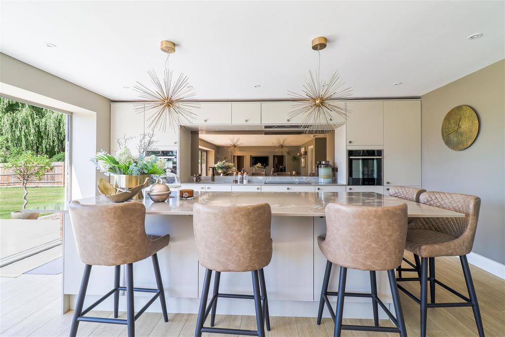 KITCHEN pic 1