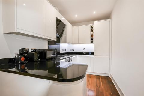 2 bedroom apartment for sale, King Street, Richmond