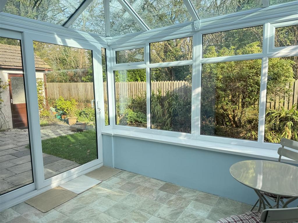 Sun Room: