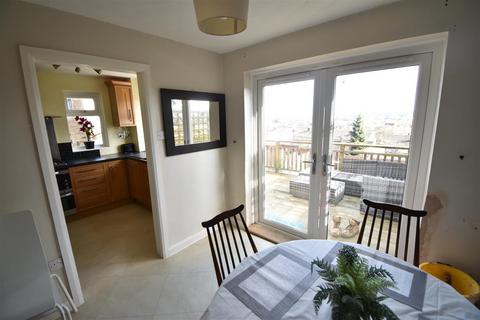33 Leeside, Portishead, Bristol, BS20 6JL