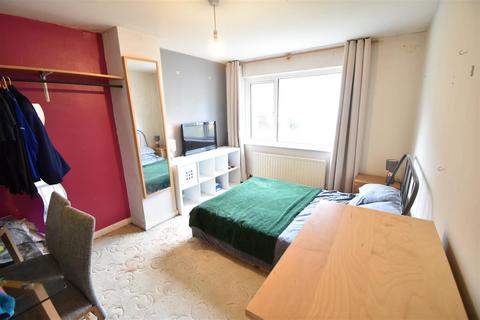 33 Leeside, Portishead, Bristol, BS20 6JL