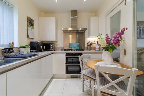 11 Borsberry Way, Buntingford, SG9 9TP