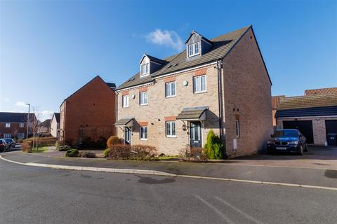 3 bedroom townhouse for sale - Dray Gardens, Buntingford SG9