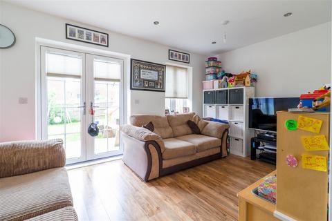 58 Dray Gardens, Buntingford, SG9 9GX
