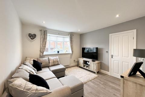 3 bedroom semi-detached house for sale - Elizabeth Drive, Newcastle Upon Tyne