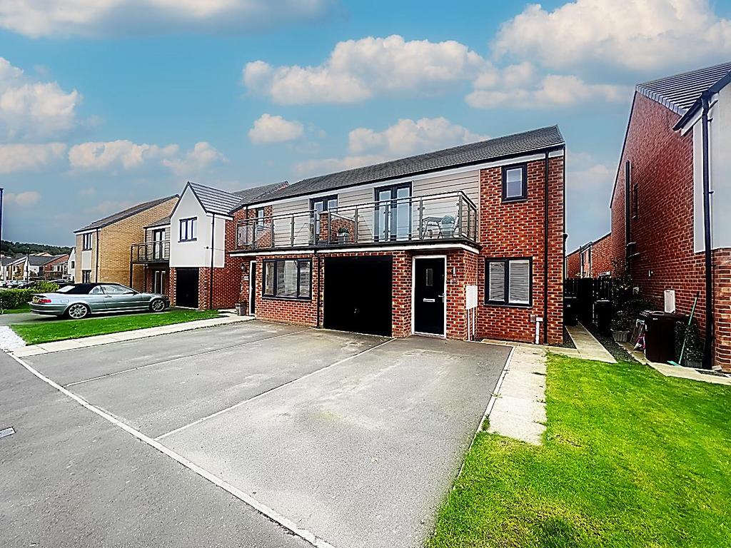 Moor Drive, Wallsend 3 bed semidetached house for sale £220,000