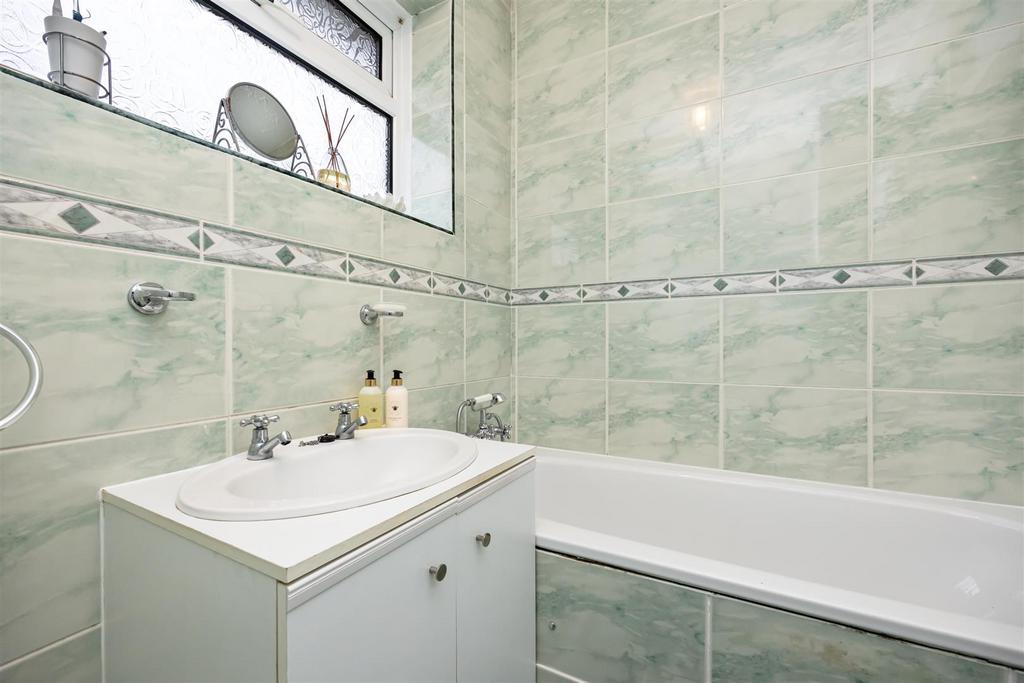 Bath &amp; Shower Room
