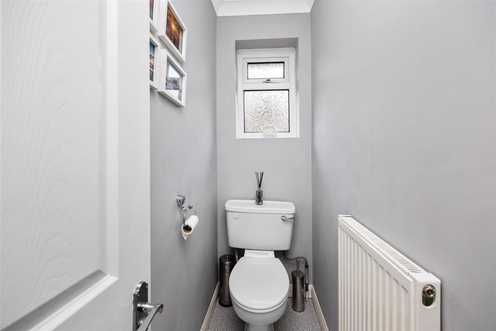 Separate Cloakroom/WC