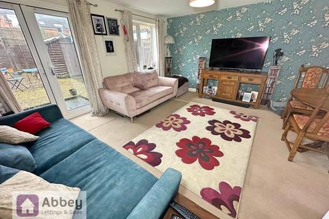 2 bedroom semi-detached house for sale, Austwick Close, Leicester