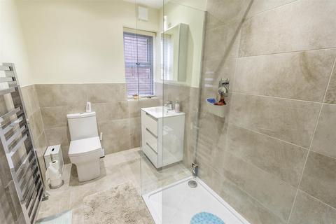 41 Greenfield Gardens, Doncaster, DN4 6TF