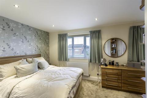 41 Greenfield Gardens, Doncaster, DN4 6TF