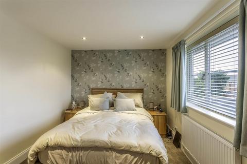 41 Greenfield Gardens, Doncaster, DN4 6TF