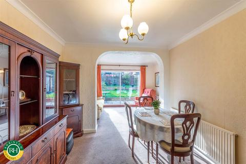 50 Greenleafe Avenue, Wheatley Hills, Doncaster, DN2 5RF