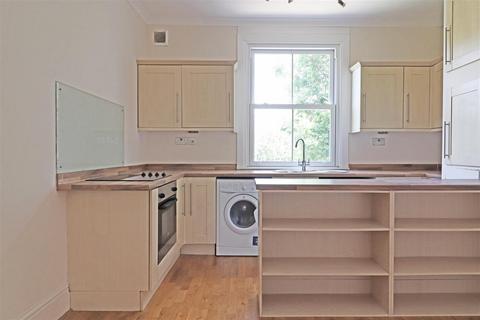 Flat 3, 113 Holmesdale Road, Reigate, RH2 0BT