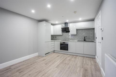 2 bedroom mews to rent - Apartment B, The Crescent, York, YO24 1AW