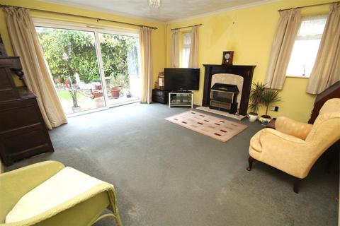 3 bedroom detached bungalow for sale, Whiteways Close, Littlehampton
