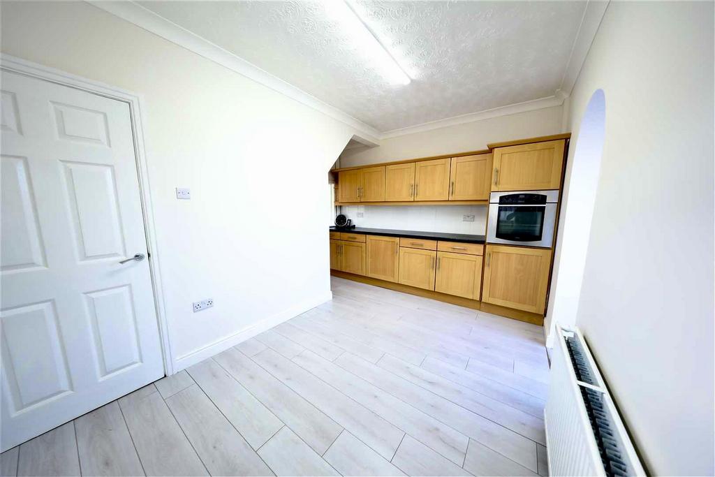 Ledbury Road, Hull 2 bed semidetached house for sale £125,000