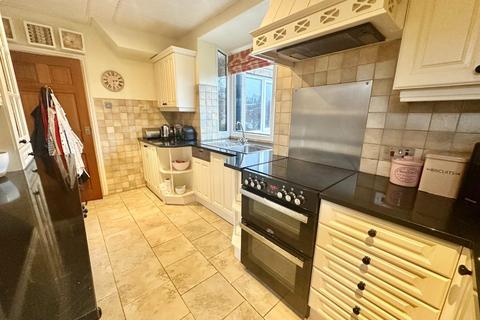 5 bedroom semi-detached house for sale, Kibble Grove, Brierfield