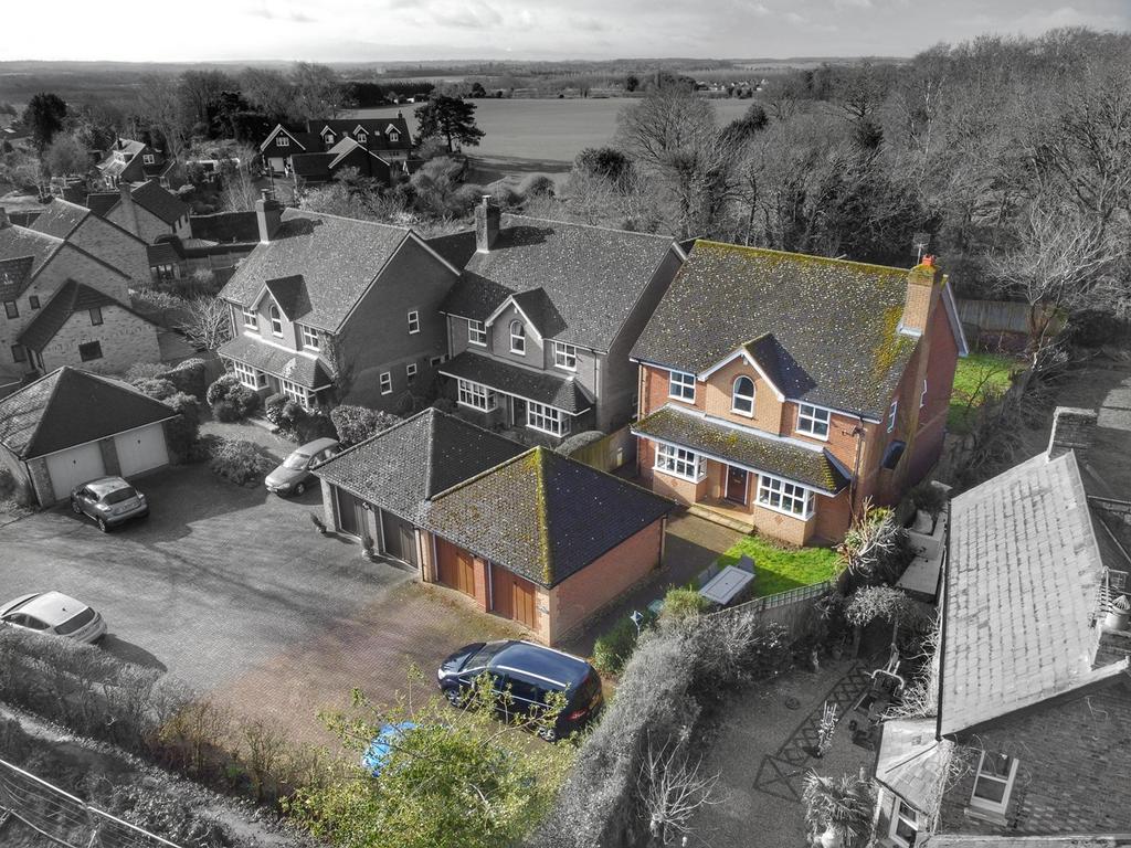 John Bunyan Close, Maulden, Bedfordshire, MK45 5 bed detached house for