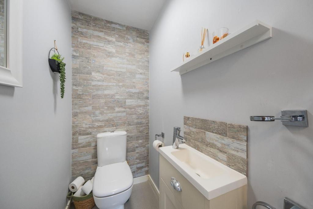 23 Hazelhurst Way-005.jpg