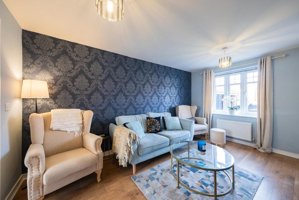 23 Hazelhurst Way-006.jpg