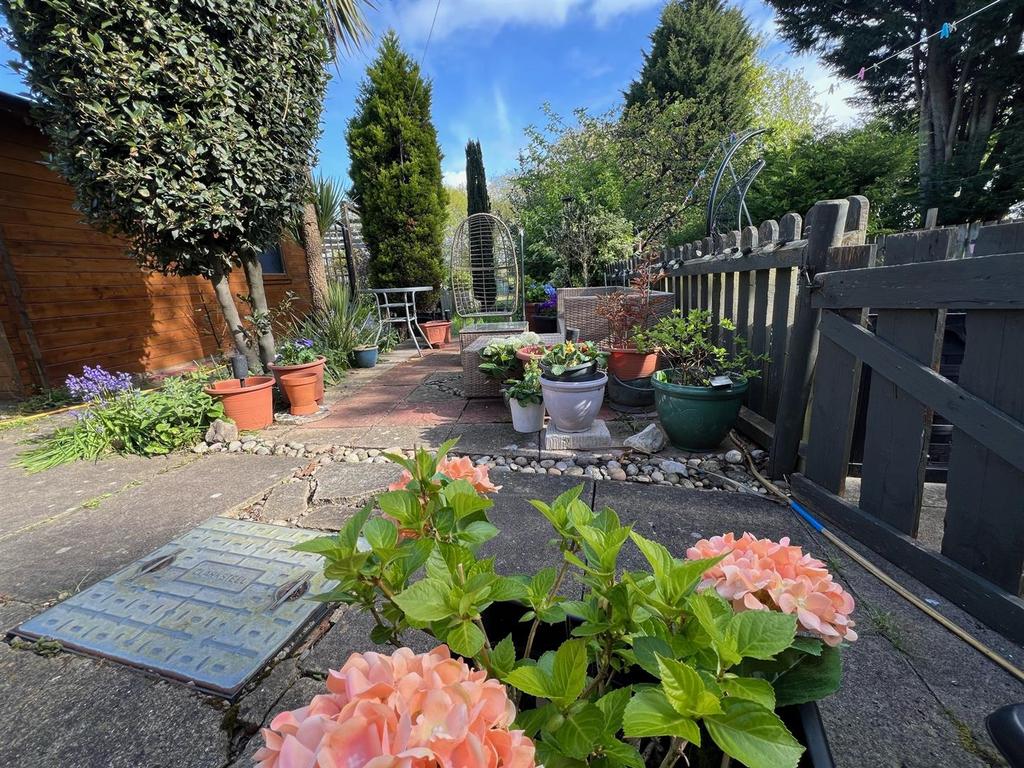 Rear Garden North Street 1.jpg