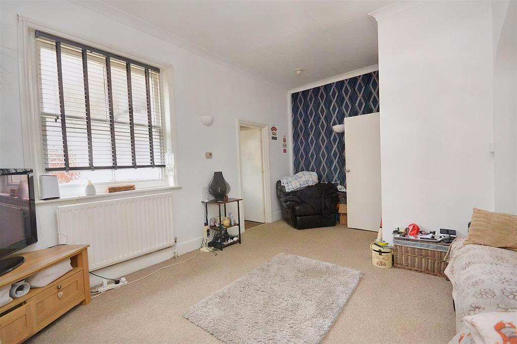 Langney Road, Eastbourne 1 bed flat for sale £149,950