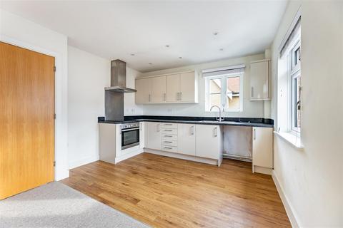 2 bedroom apartment for sale, Saltings Crescent, West Mersea Colchester CO5