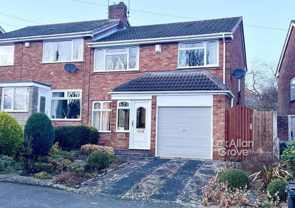 Broadway Avenue, Halesowen 3 bed semidetached house for sale £275,000