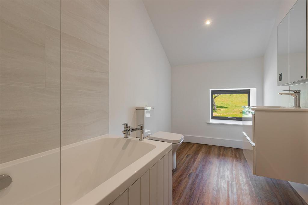 A41 - Barns @ Higher Court Barns, Littlehempston -