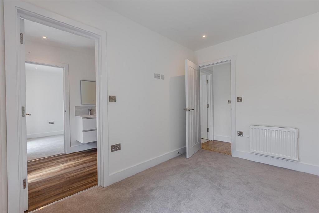 A37 - Barns @ Higher Court Barns, Littlehempston -