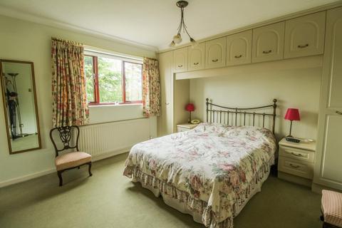 26 High Street, Little Eversden, Cambridge, CB23 1HE