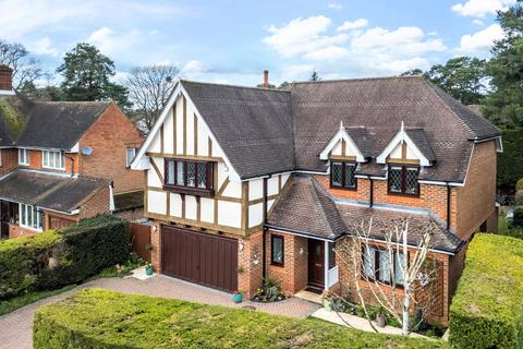 5 bedroom detached house for sale, Copped Hall Way, CAMBERLEY GU15