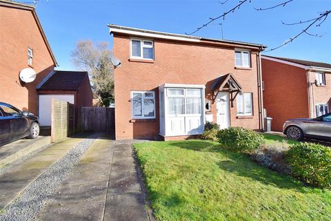 47 Ambleside, Rugby, CV21 1JB