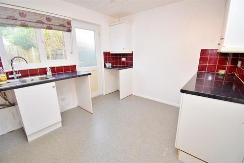 47 Ambleside, Rugby, CV21 1JB
