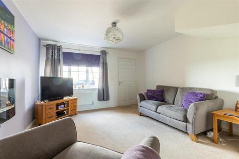 3 bedroom end of terrace house for sale - Redshank Drive, Scunthorpe